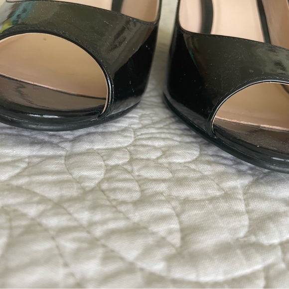 Stuart Weitzman Black Patent Leather Wedges sz 9.5 l  Black patent leather peel toe wedges